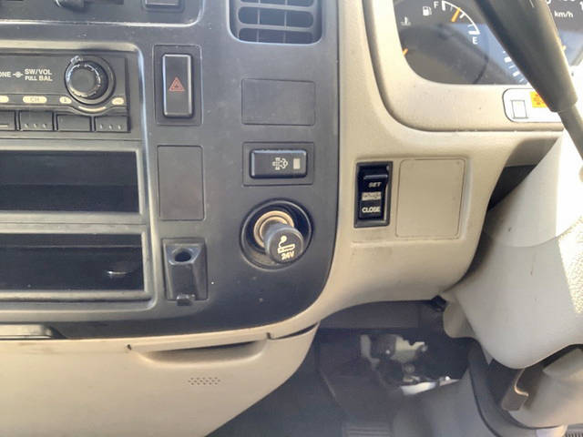 トヨタダイナアルミウイング小型（2t・3t）[写真29]