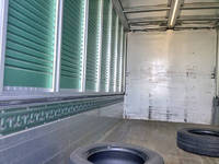 トヨタダイナアルミウイング小型（2t・3t）[写真06]