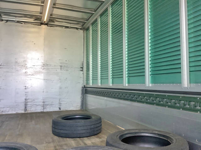 トヨタダイナアルミウイング小型（2t・3t）[写真07]