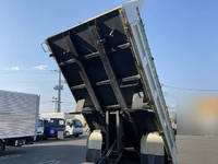 いすゞエルフダンプ小型（2t・3t）[写真15]