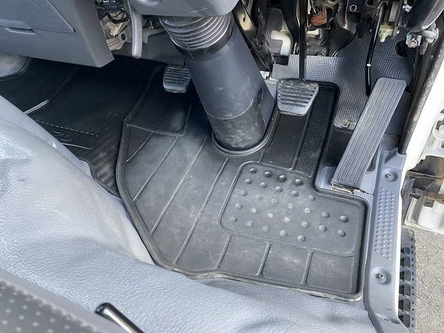 いすゞエルフダンプ小型（2t・3t）[写真32]