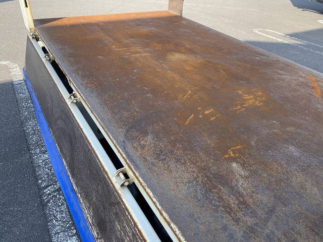 いすゞエルフダンプ小型（2t・3t）[写真09]