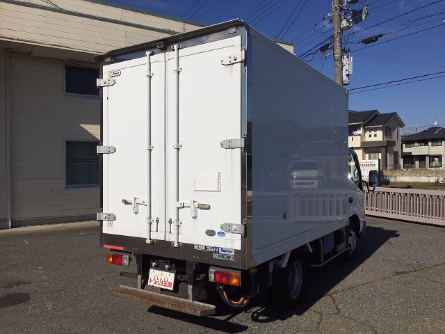 日野デュトロ冷凍車（冷蔵車）小型（2t・3t）[写真02]