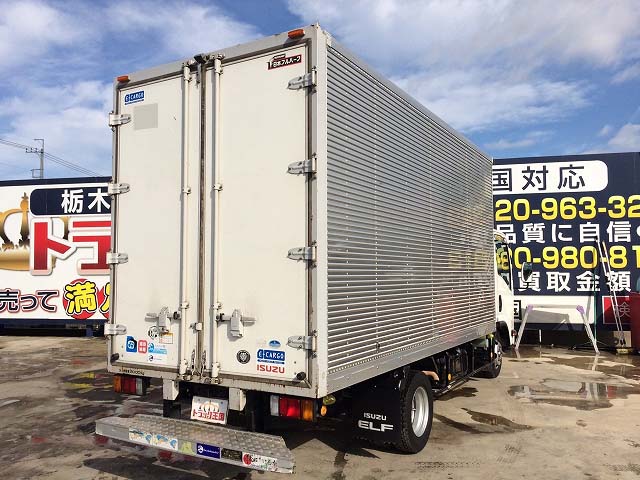 いすゞエルフアルミバン小型（2t・3t）[写真02]