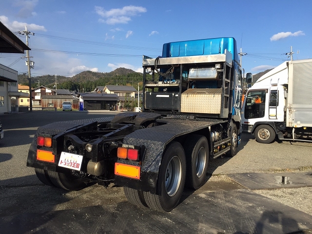 日野プロフィアトレーラーヘッド（トラクターヘッド）大型（10t）[写真02]
