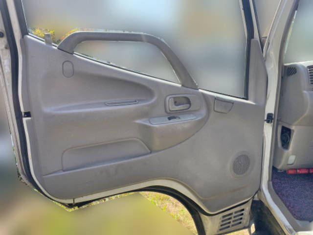 トヨタダイナ高所作業車小型（2t・3t）[写真27]