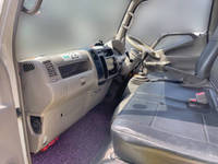 トヨタダイナ高所作業車小型（2t・3t）[写真28]