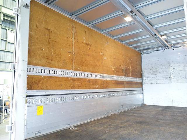 三菱ふそうキャンターアルミウイング小型（2t・3t）[写真17]