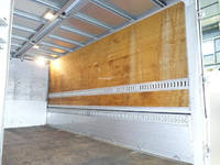 三菱ふそうキャンターアルミウイング小型（2t・3t）[写真18]