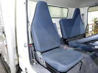 三菱ふそうキャンターアルミウイング小型（2t・3t）[写真28]