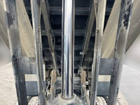 UDトラックスクオンダンプ大型（10t）[写真12]