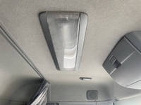 UDトラックスクオンダンプ大型（10t）[写真30]