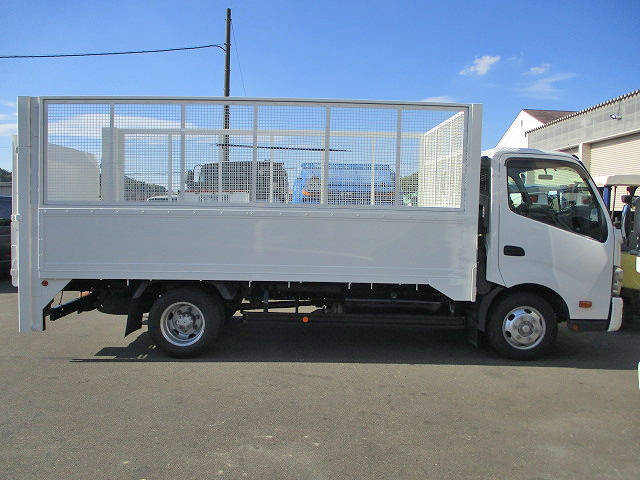 日野デュトロ平ボディ小型（2t・3t）[写真08]