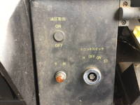 いすゞエルフ高所作業車小型（2t・3t）[写真16]