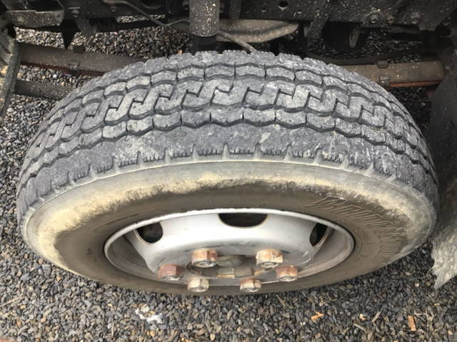 いすゞエルフ高所作業車小型（2t・3t）[写真21]