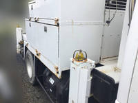 いすゞエルフ高所作業車小型（2t・3t）[写真07]