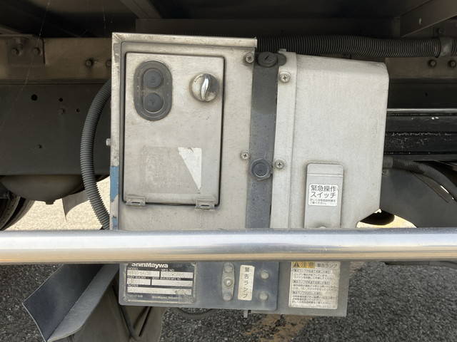 日野レンジャー冷凍車（冷蔵車）中型（4t）[写真21]