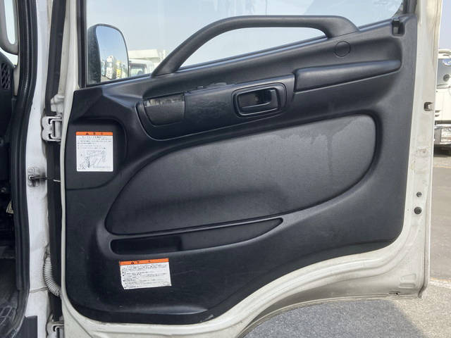 日野レンジャー冷凍車（冷蔵車）中型（4t）[写真27]