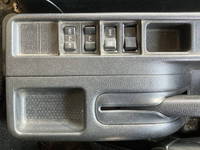 日野レンジャー冷凍車（冷蔵車）中型（4t）[写真36]