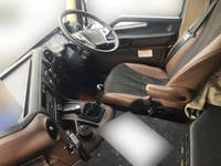 日野プロフィアアルミウイング大型（10t）[写真18]