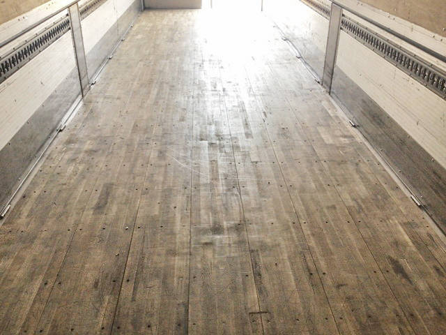 日野プロフィアアルミウイング大型（10t）[写真08]