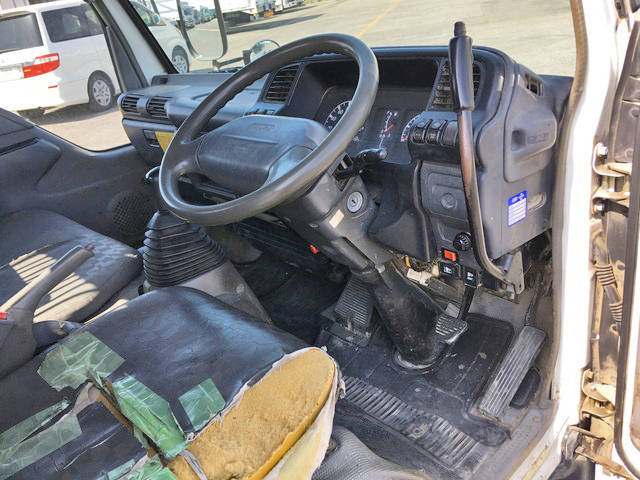 いすゞエルフダンプ小型（2t・3t）[写真31]