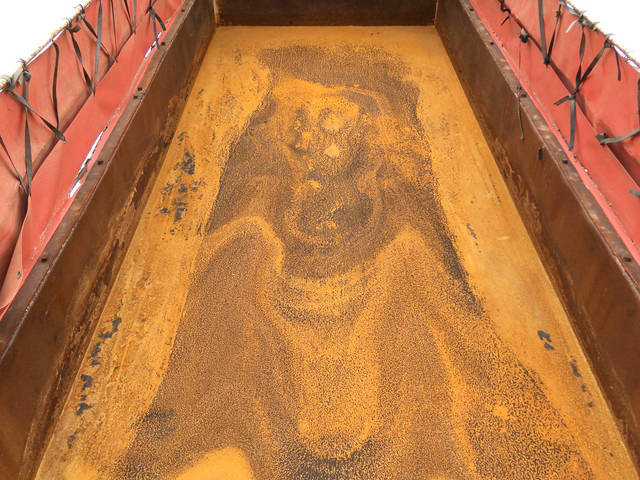 三菱ふそうスーパーグレートダンプ大型（10t）[写真15]