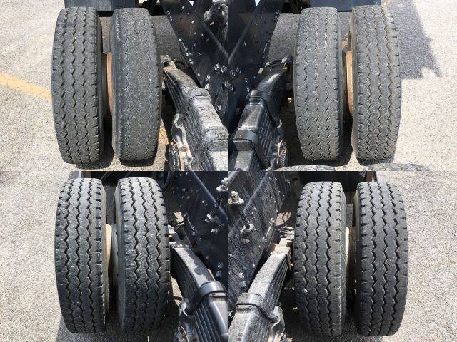 三菱ふそうスーパーグレートダンプ大型（10t）[写真23]