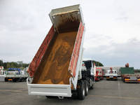 三菱ふそうスーパーグレートダンプ大型（10t）[写真03]