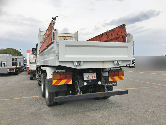三菱ふそうスーパーグレートダンプ大型（10t）[写真05]