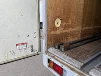 いすゞエルフアルミバン小型（2t・3t）[写真10]