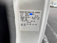 いすゞエルフアルミバン小型（2t・3t）[写真38]