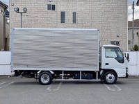 いすゞエルフアルミバン小型（2t・3t）[写真04]