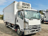 いすゞフォワード冷凍車（冷蔵車）中型（4t）