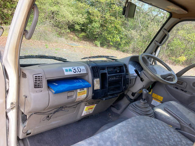 トヨタトヨエース高所作業車小型（2t・3t）[写真33]