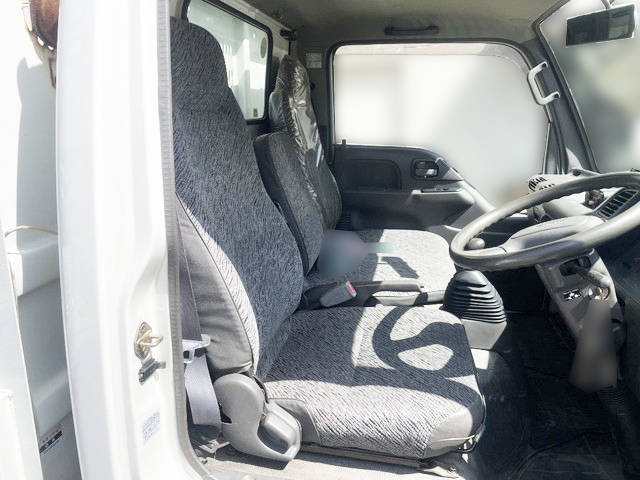 いすゞエルフダンプ小型（2t・3t）[写真26]