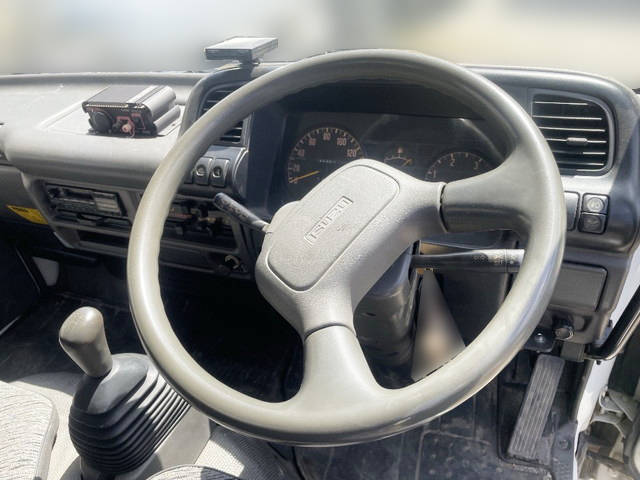 いすゞエルフダンプ小型（2t・3t）[写真31]