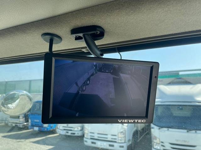 UDトラックスクオンアルミウイング大型（10t）[写真19]