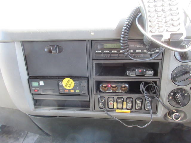 三菱ふそうファイターアルミウイング増トン（6t・8t）[写真17]