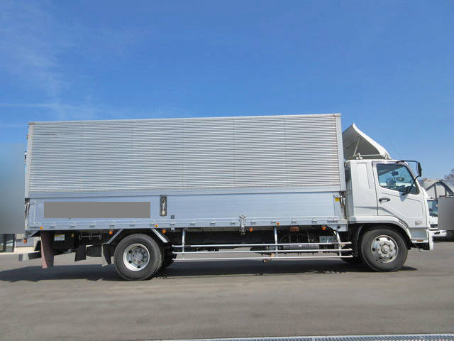 三菱ふそうファイターアルミウイング増トン（6t・8t）[写真09]