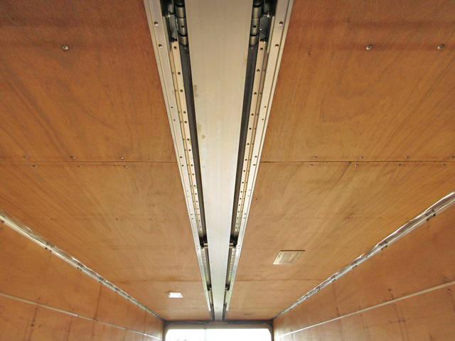 日野プロフィアアルミウイング大型（10t）[写真14]