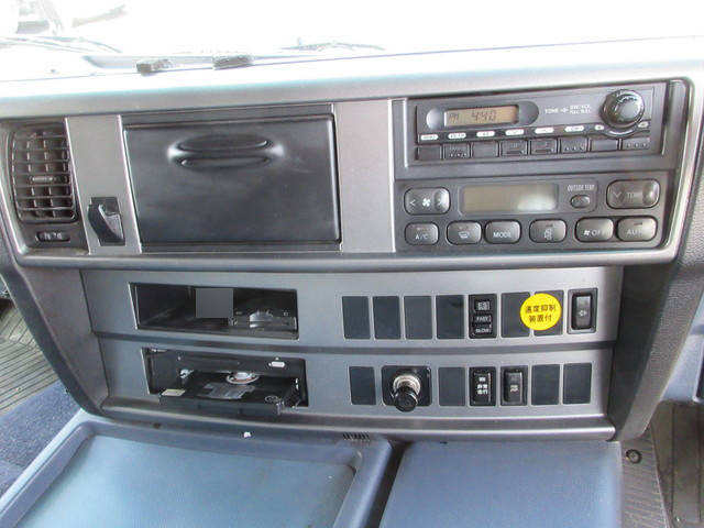 日野プロフィアアルミウイング大型（10t）[写真24]