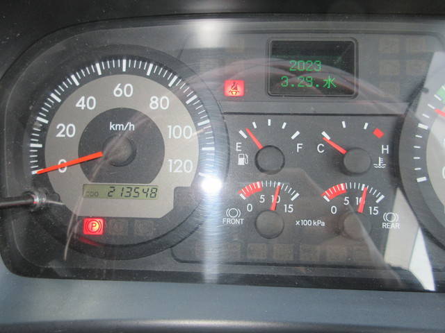 日野プロフィアアルミウイング大型（10t）[写真27]