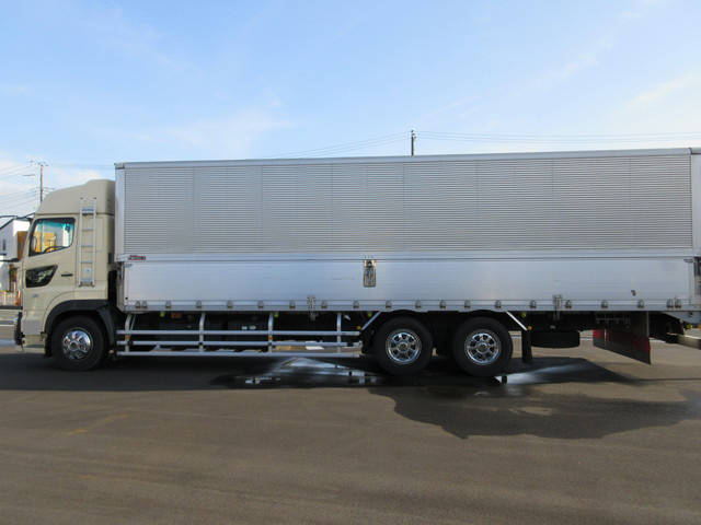 日野プロフィアアルミウイング大型（10t）[写真05]