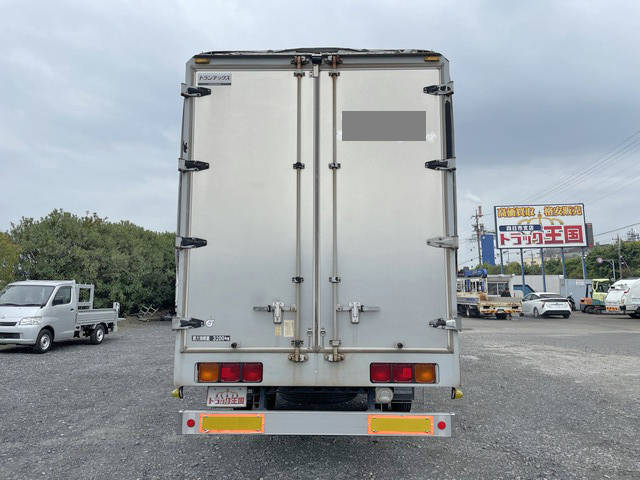 日野レンジャー幌ウイング中型（4t）[写真11]