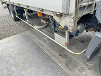 日野レンジャー幌ウイング中型（4t）[写真19]