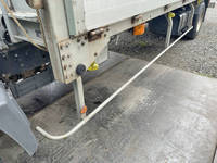 日野レンジャー幌ウイング中型（4t）[写真20]