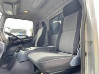 日野レンジャー幌ウイング中型（4t）[写真31]