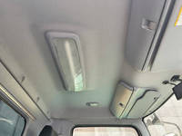 日野レンジャー幌ウイング中型（4t）[写真34]