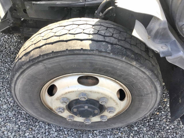 三菱ふそうファイターセルフクレーン3段増トン（6t・8t）[写真18]